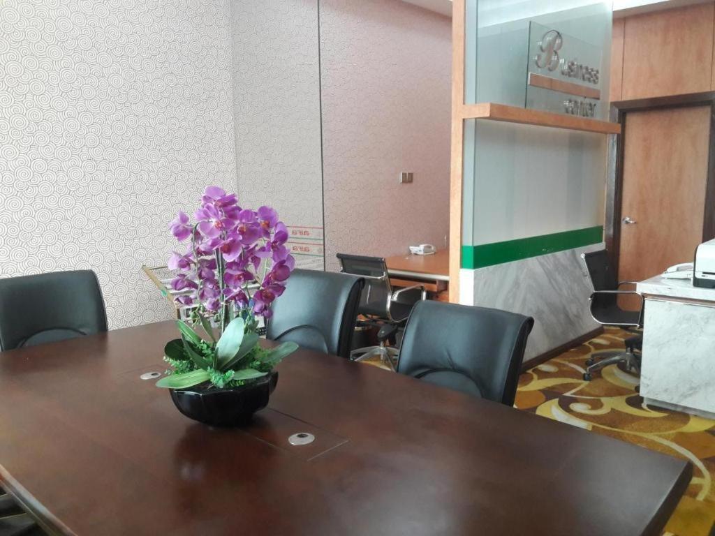 Hotel Aifa Labuan Buitenkant foto