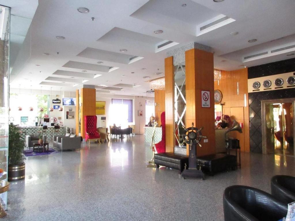 Hotel Aifa Labuan Buitenkant foto