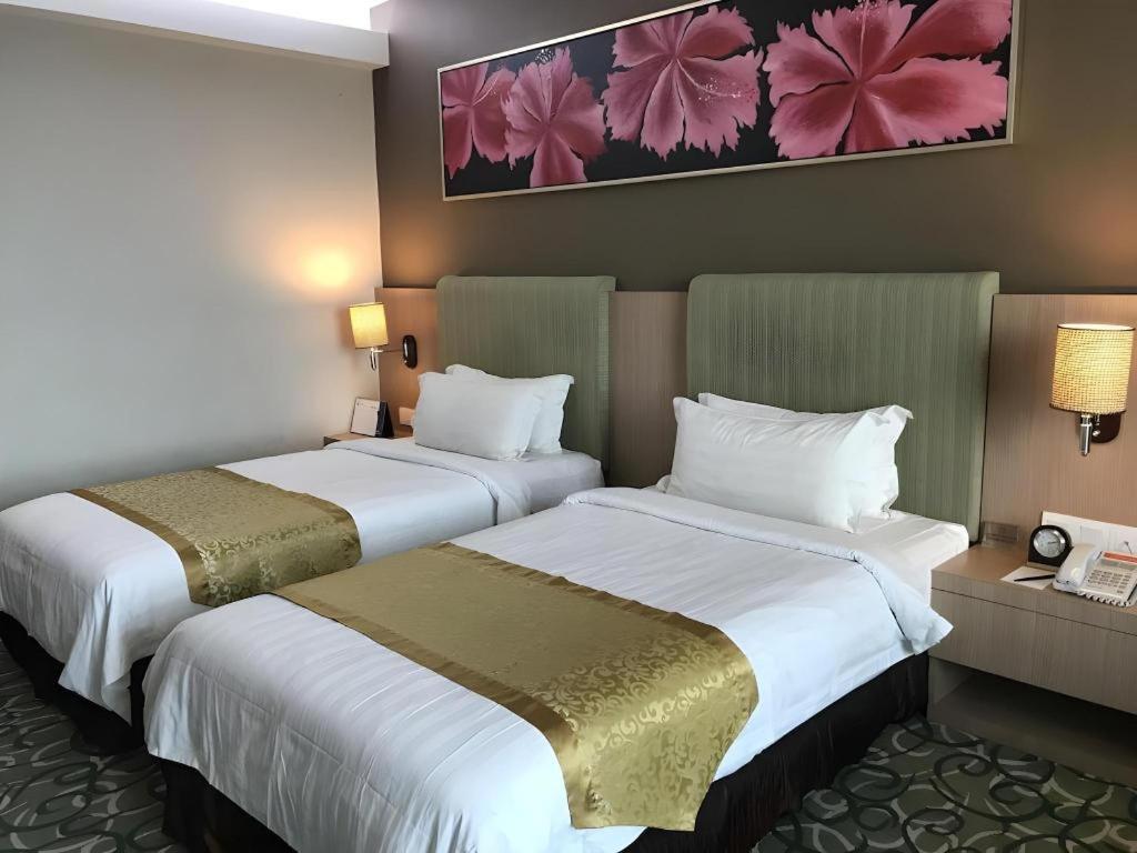 Hotel Aifa Labuan Buitenkant foto