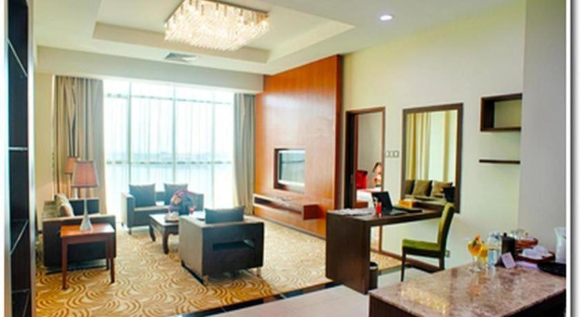 Hotel Aifa Labuan Buitenkant foto